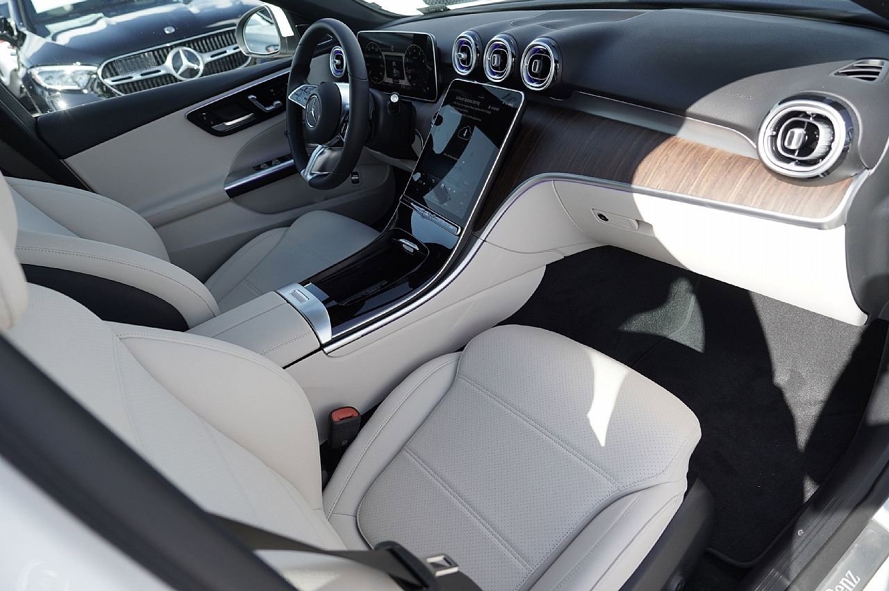 New 2025 Mercedes-Benz C 300 Sedan image 11