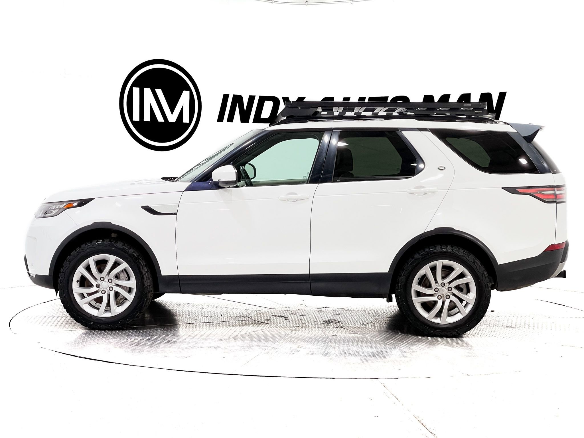 Used 2018 Land Rover Discovery HSE image 7