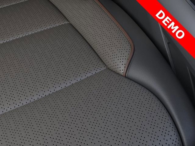 New 2025 Ford F150 Lariat w/ Equipment Group 502A High image 16