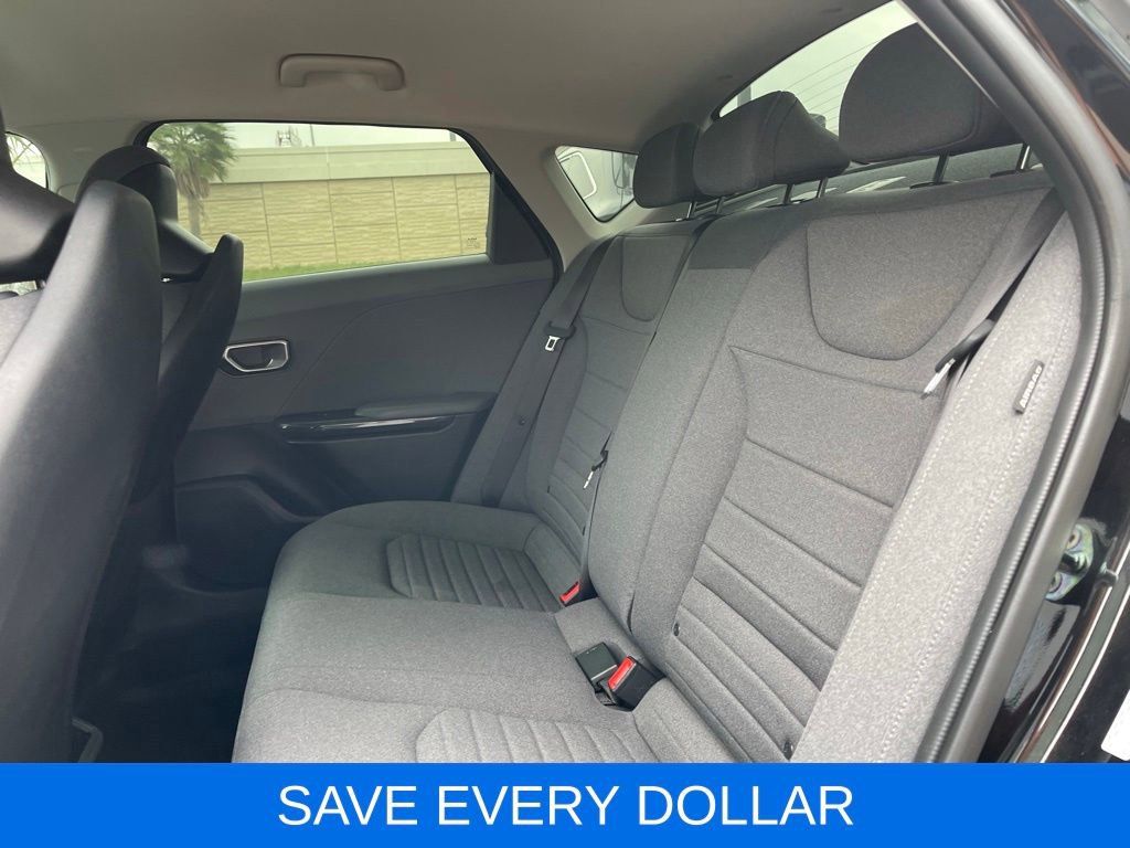 Used 2025 Kia K4 EX FWD image 15