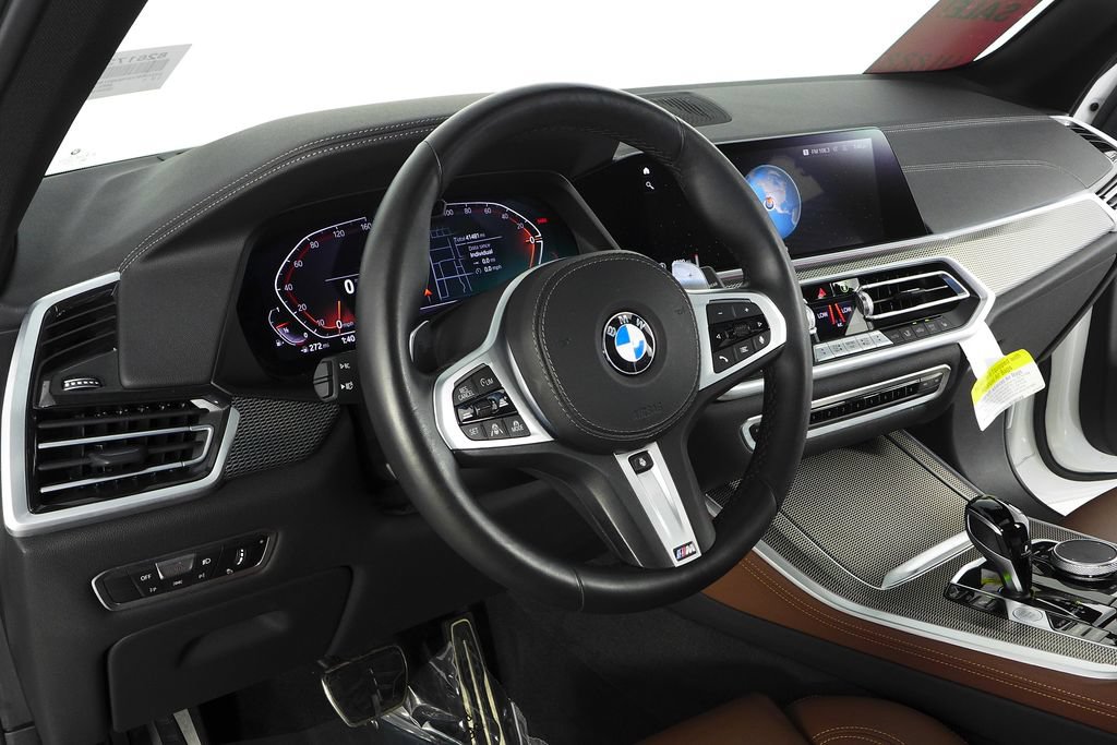 Used 2022 BMW X5 xDrive40i w/ M Sport Package AWD/4WD image 31