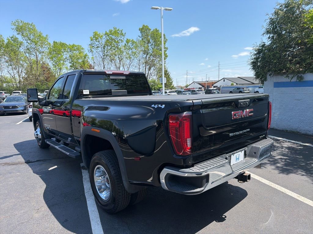 Used 2022 GMC Sierra 3500 SLE w/ SLE Convenience Package AWD/4WD image 3