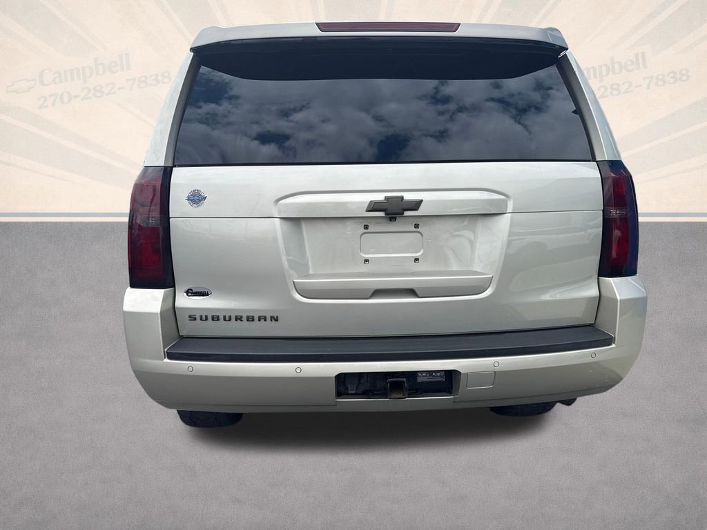 Used 2015 Chevrolet Suburban LT w/ Luxury Package AWD/4WD image 4