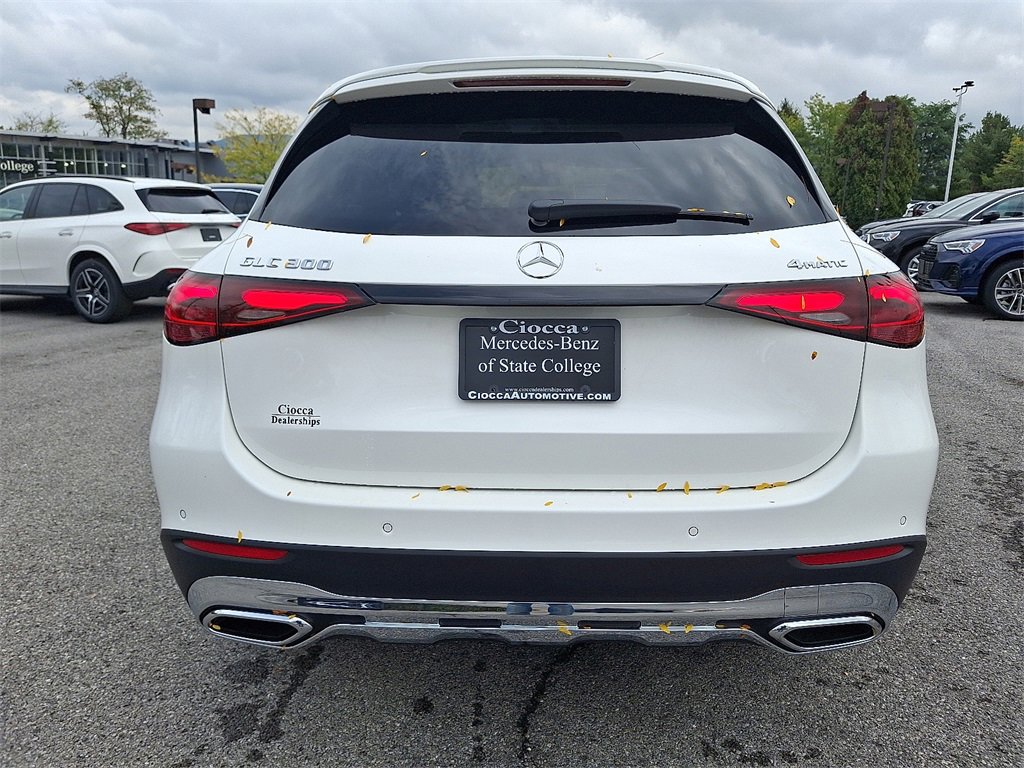 New 2026 Mercedes-Benz GLC 300 4MATIC image 9