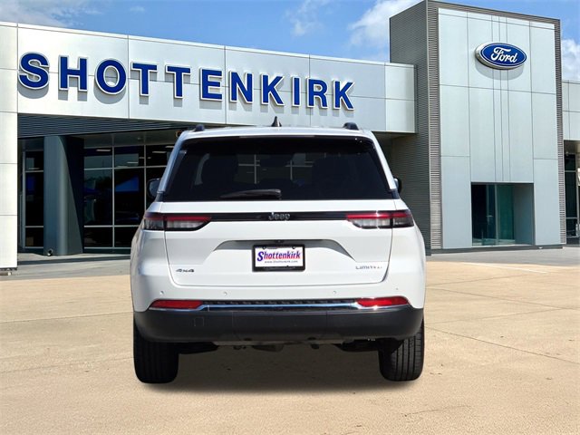 Used 2023 Jeep Grand Cherokee Limited image 7