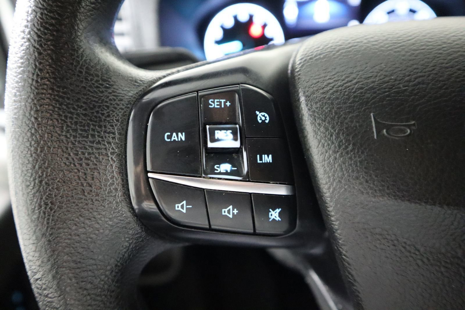 Used 2020 Ford Transit 150 Low Roof AWD image 34