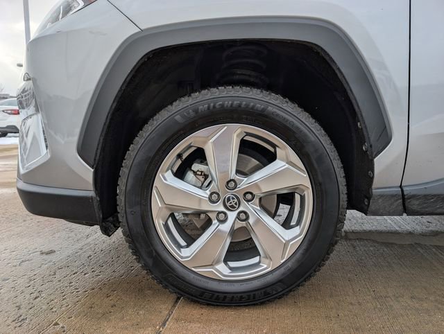 Used 2021 Toyota RAV4 Limited w/ Limited Grade Weather Package image 9