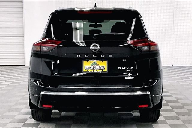 Used 2025 Nissan Rogue Platinum w/ Platinum Premium Package image 5