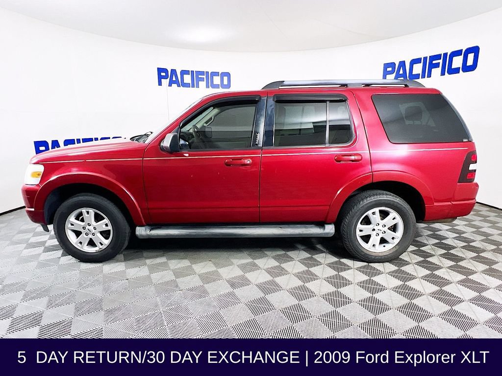Used 2009 Ford Explorer XLT AWD/4WD image 4