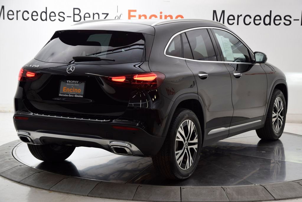 Certified 2025 Mercedes-Benz GLA 250 image 6