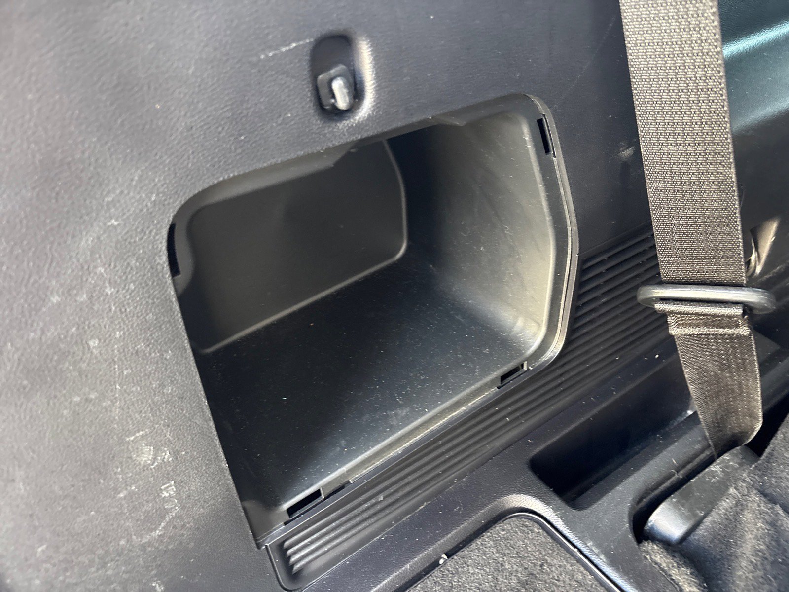 Used 2022 Ford Explorer XLT w/ Equipment Group 202A image 43