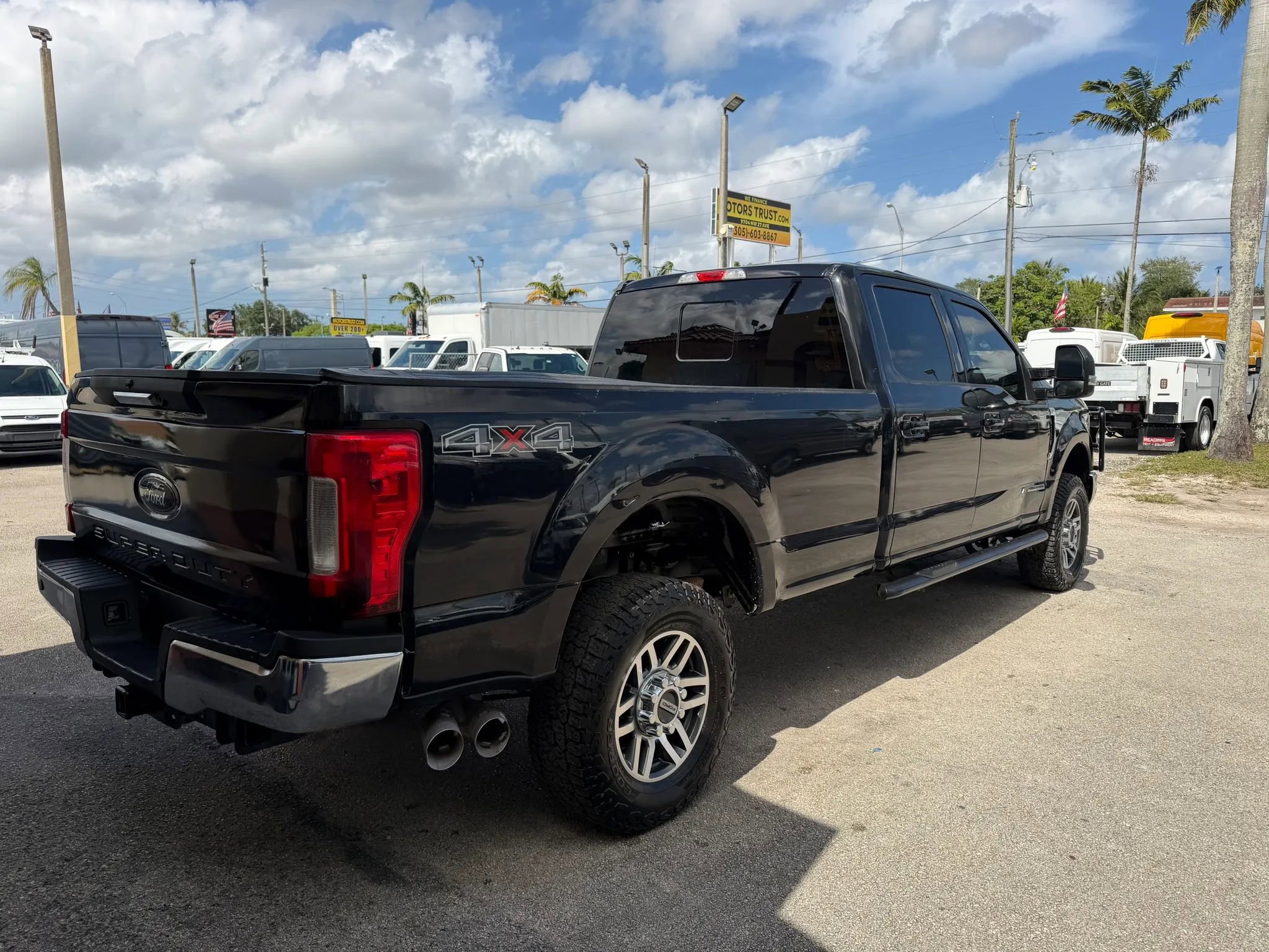 Used 2019 Ford F250 Lariat w/ Camper Package AWD/4WD image 5