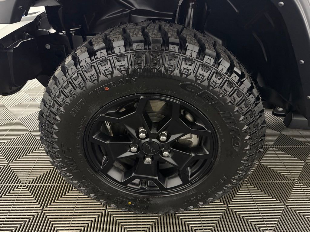 Certified 2023 Jeep Wrangler Unlimited w/ Sun & Screen Package image 11