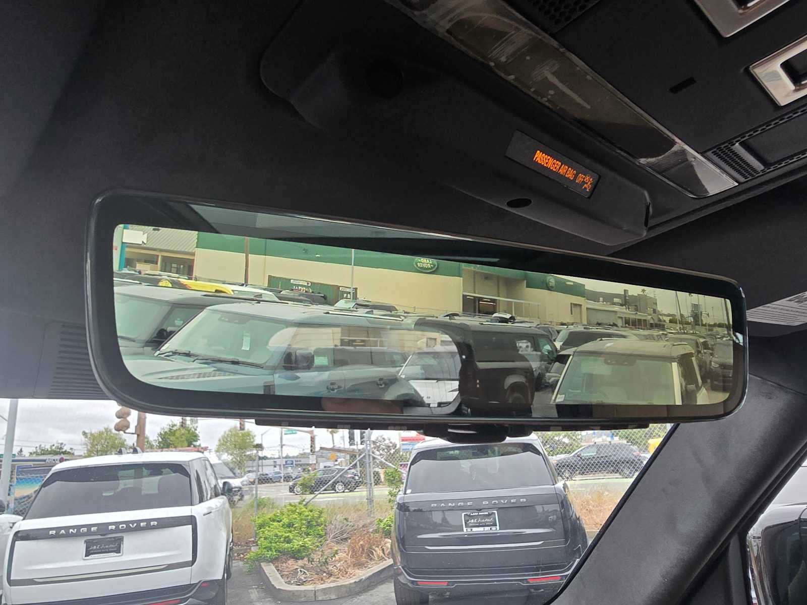 New 2025 Land Rover Defender 110 V8 image 32