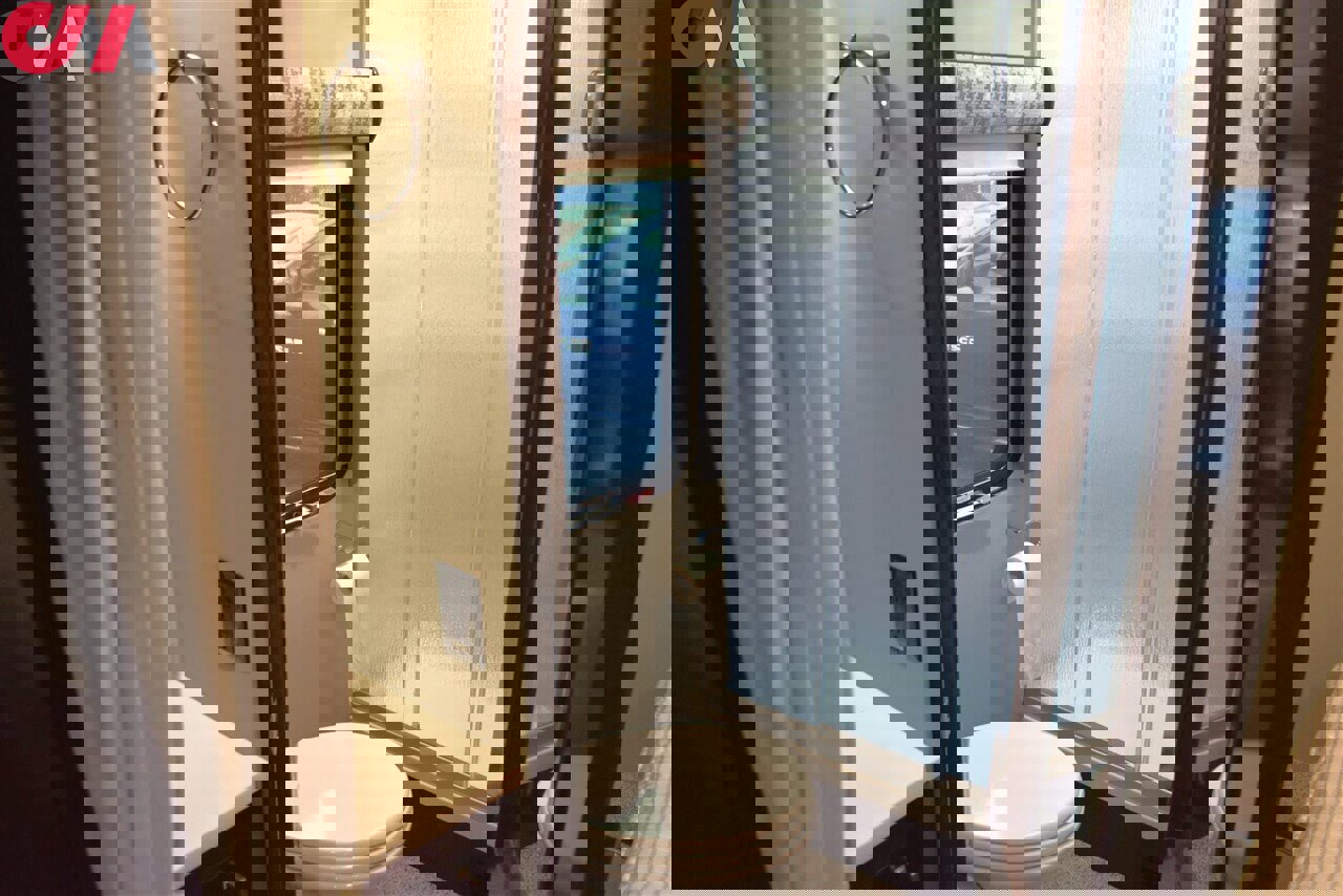 Used 2019 Mercedes-Benz Sprinter 170 image 40