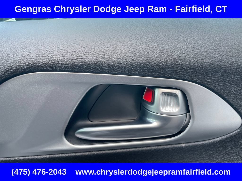 Certified 2024 Chrysler Pacifica Touring-L w/ S Appearance Package AWD/4WD image 16