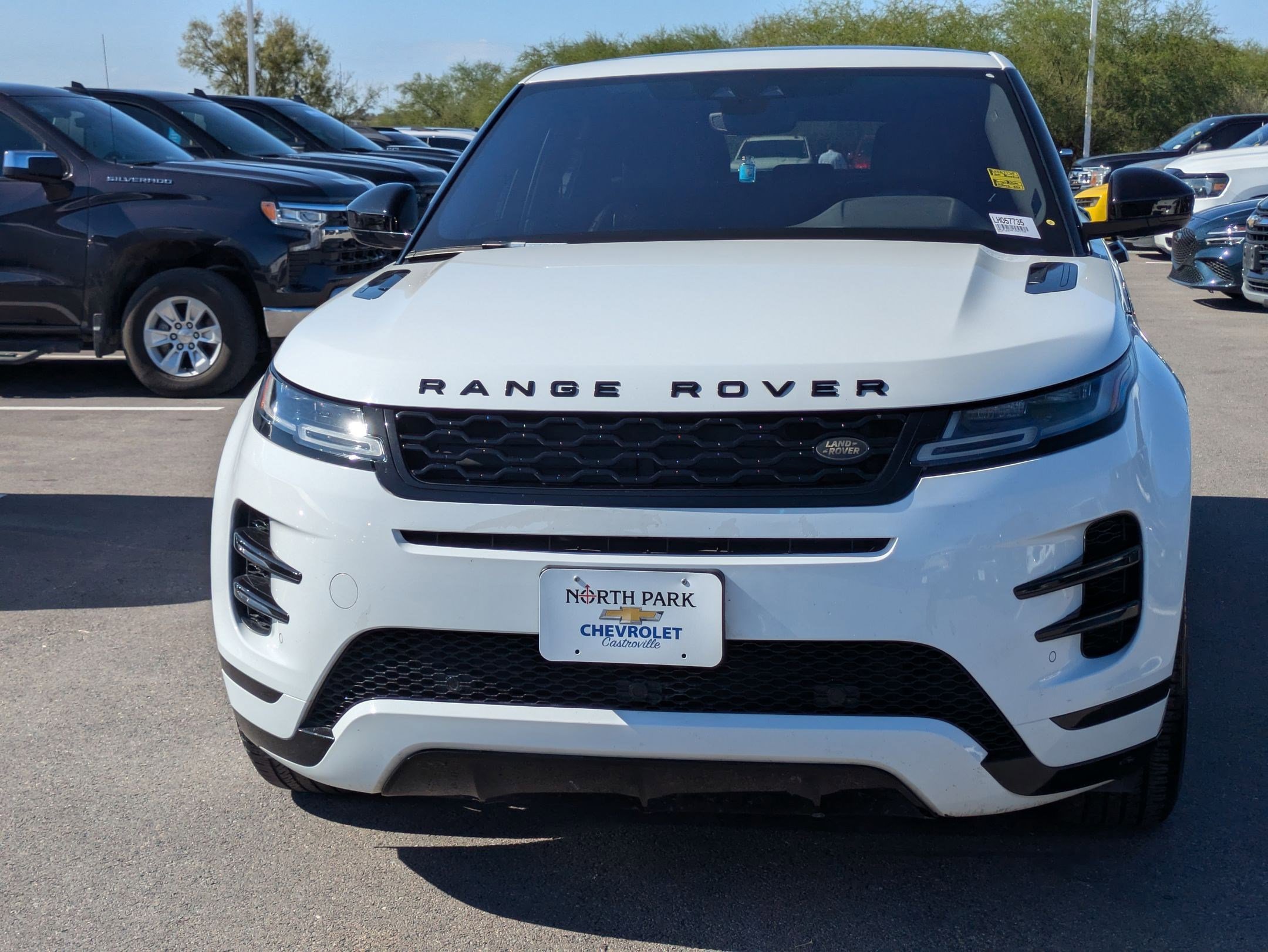Used 2020 Land Rover Range Rover Evoque R-Dynamic SE image 8