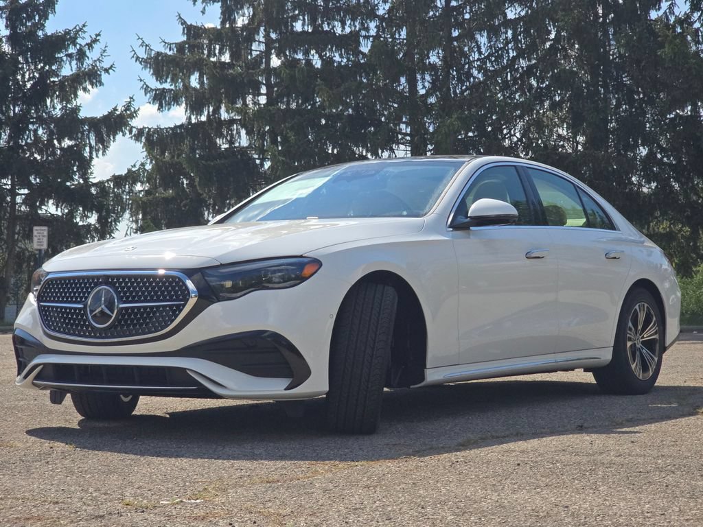 New 2027 Mercedes-Benz E 350 4MATIC Sedan image 12