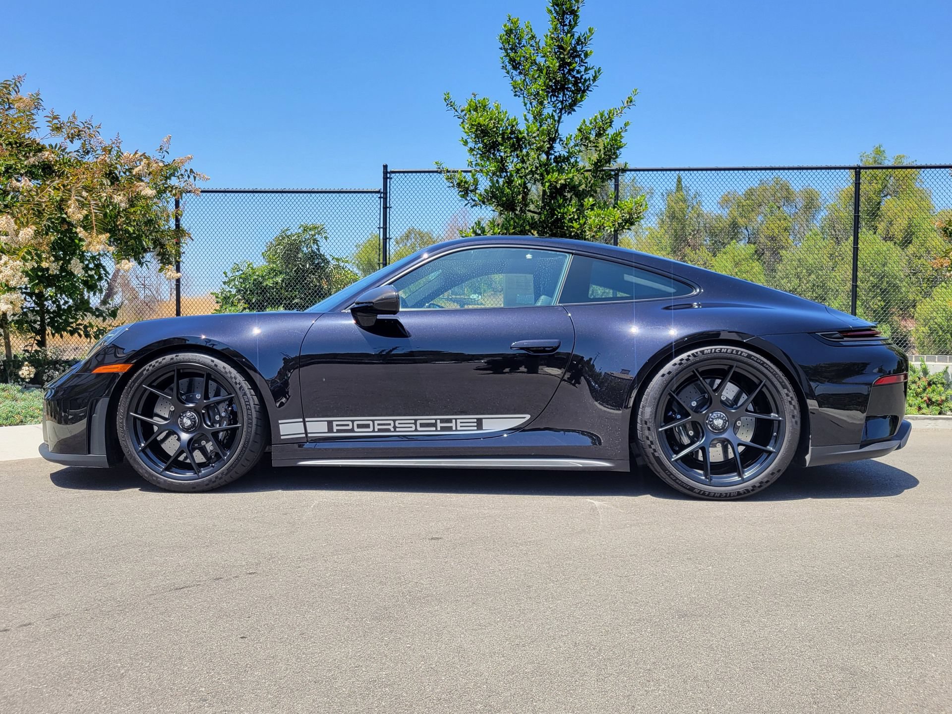 Used 2025 Porsche 911 GT3 RWD image 2