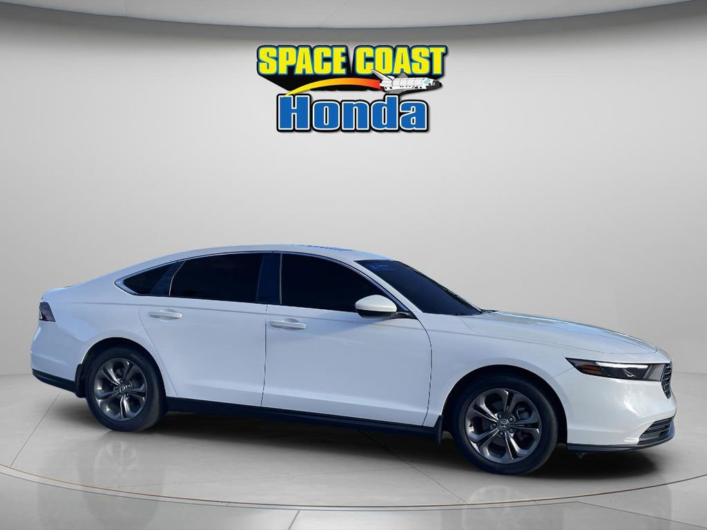 Used 2024 Honda Accord EX image 12