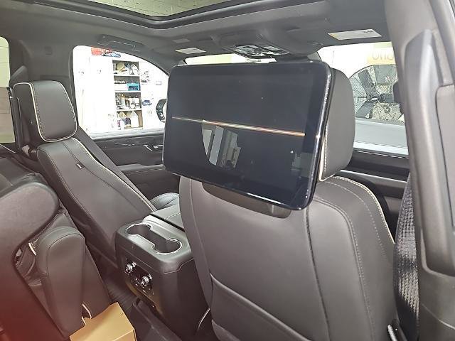 New 2026 GMC Yukon Elevation image 33