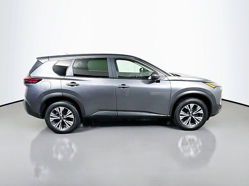 Used 2023 Nissan Rogue SV image 8