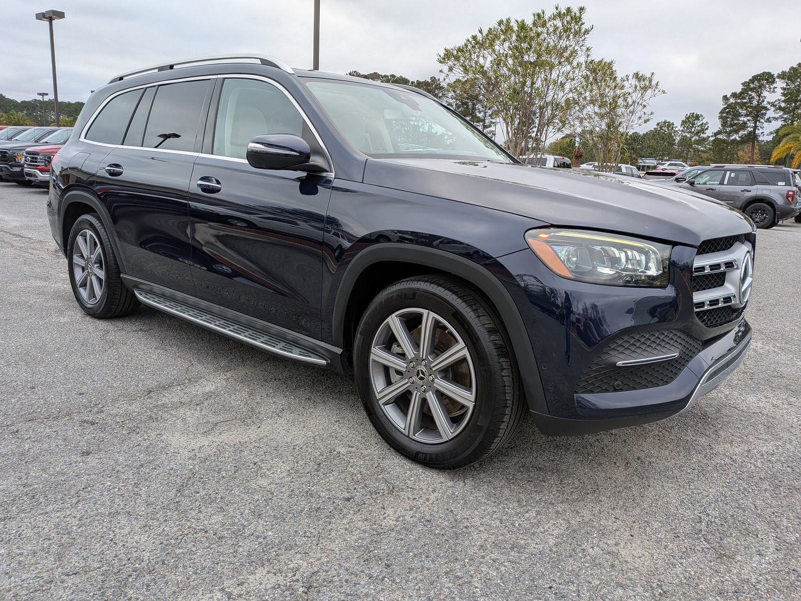 Used 2020 Mercedes-Benz GLS 450 4MATIC image 2