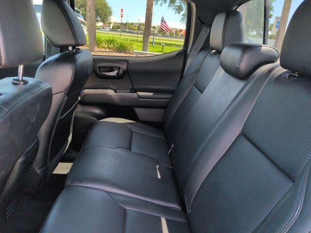 Used 2019 Toyota Tacoma TRD Sport AWD/4WD image 14