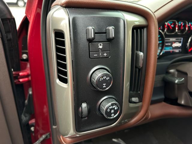 Used 2018 Chevrolet Silverado 3500 High Country w/ Duramax Plus Package AWD/4WD image 18