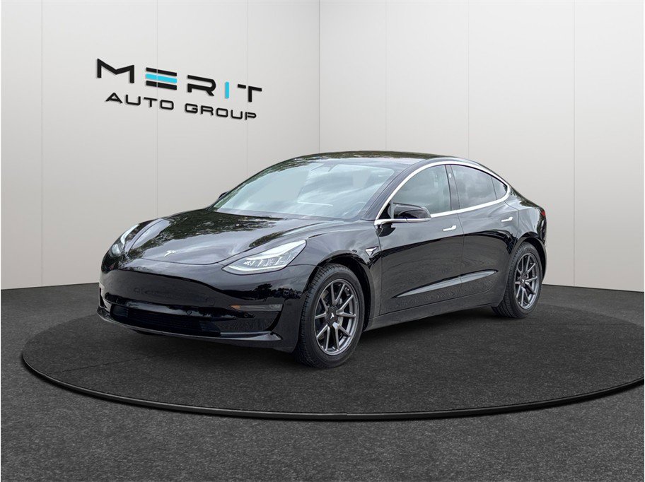Used 2018 Tesla Model 3 Mid Range image 4