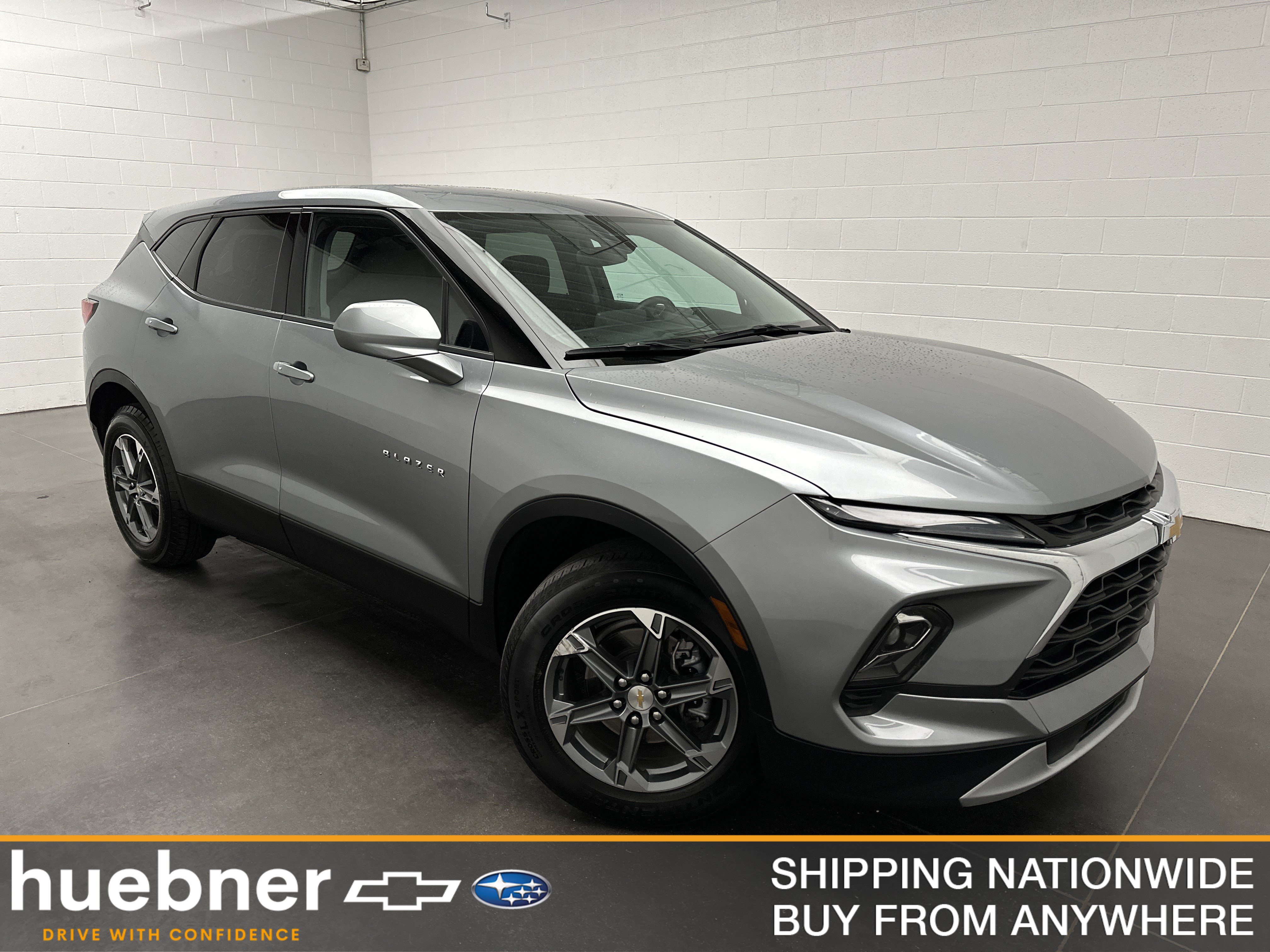 Used 2025 Chevrolet Blazer LT FWD image 1