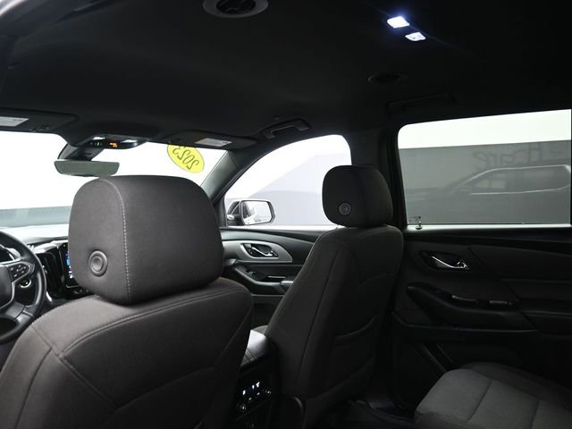 Used 2023 Chevrolet Traverse LT image 19