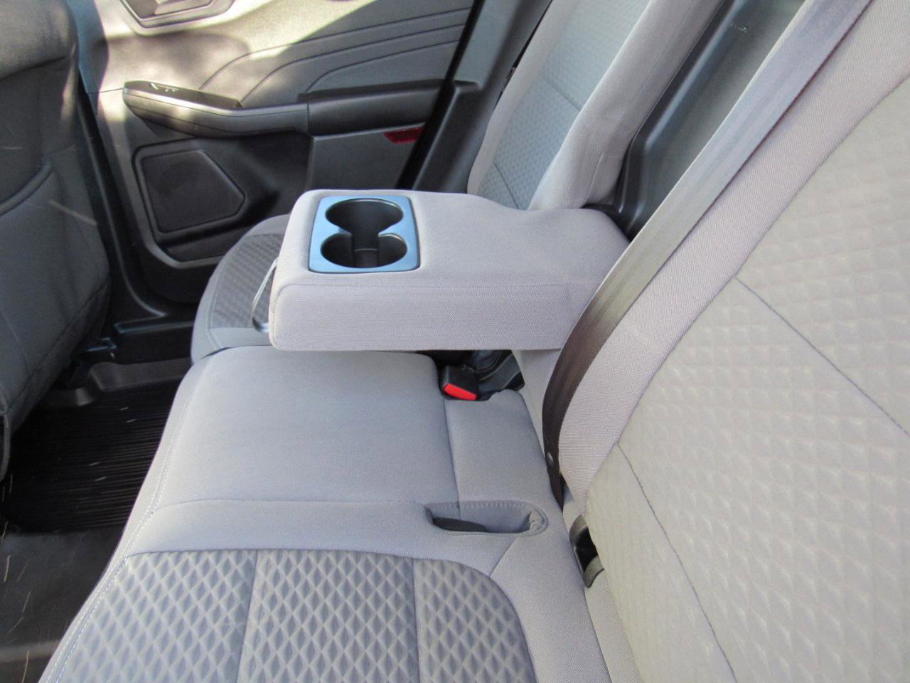 Used 2022 Ford Escape SE w/ SE Sport Appearance Package AWD/4WD image 27