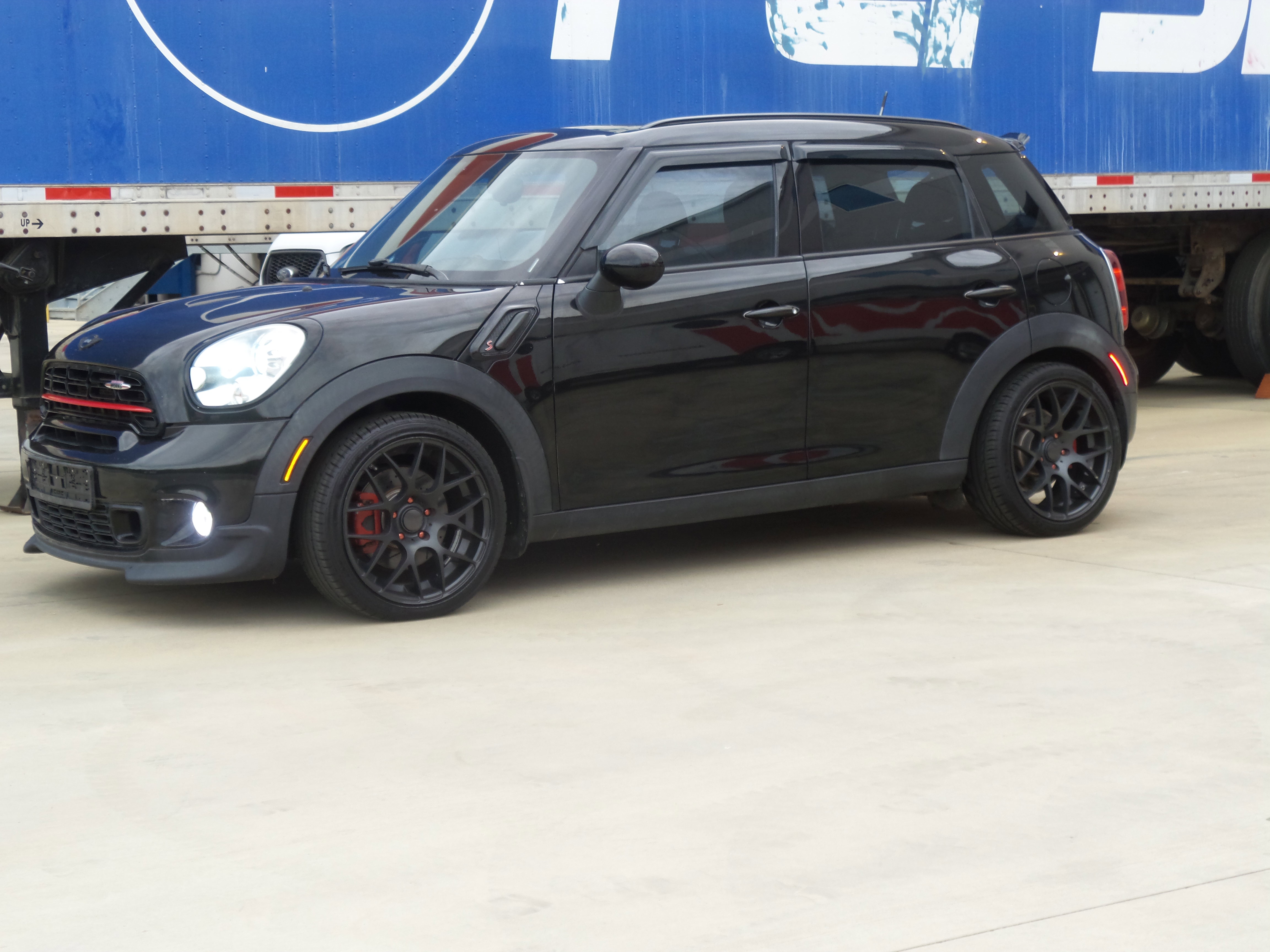 Used 2013 MINI Cooper Countryman S image 2