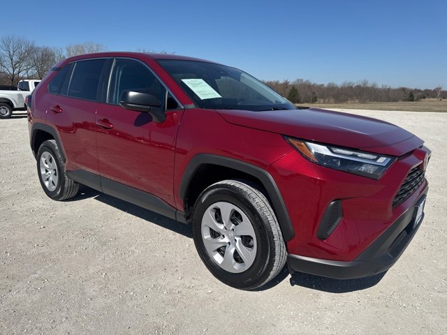 Used 2024 Toyota RAV4 LE image 8