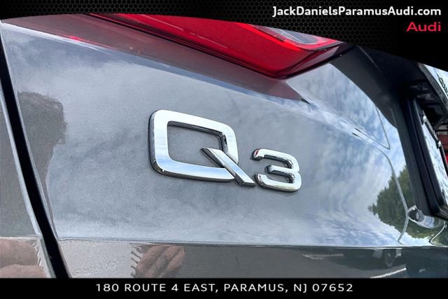 Used 2023 Audi Q3 2.0T Premium w/ Convenience Package AWD/4WD image 23