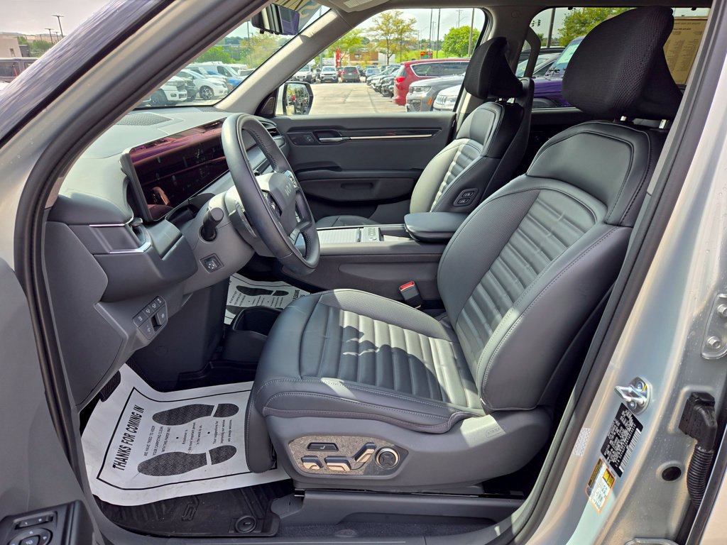 Used 2026 Kia EV9 Land AWD/4WD image 14