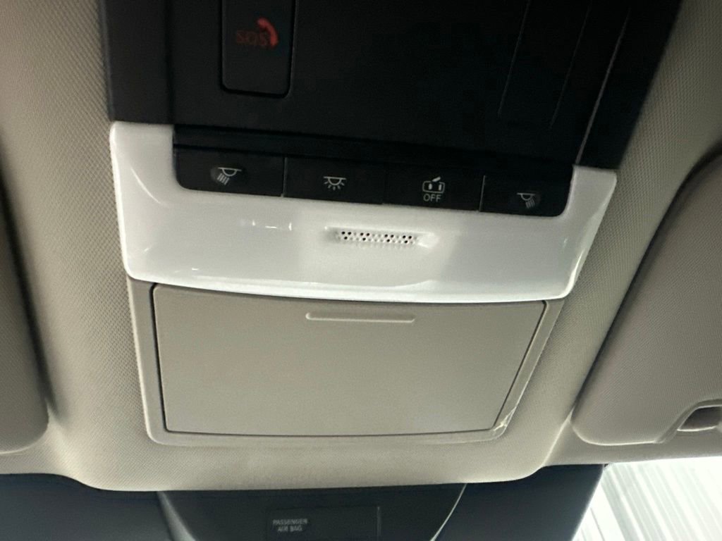 Used 2023 Nissan Pathfinder SL w/ Lighting Package (N92) AWD/4WD image 25