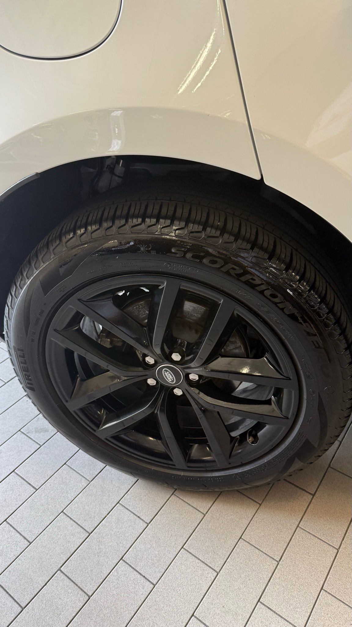 Used 2024 Land Rover Range Rover Velar S image 54