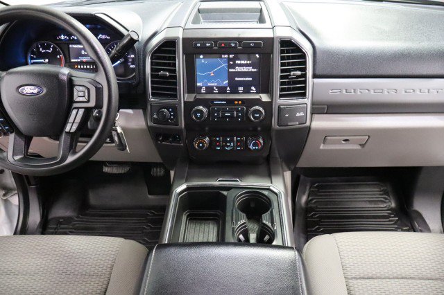 Used 2019 Ford F250 XLT w/ XLT Premium Package AWD/4WD image 7