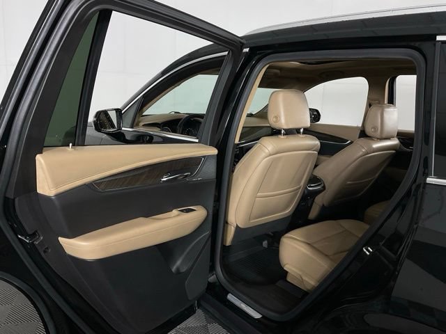Used 2020 Cadillac XT6 Premium Luxury w/ Platinum Package AWD/4WD image 28