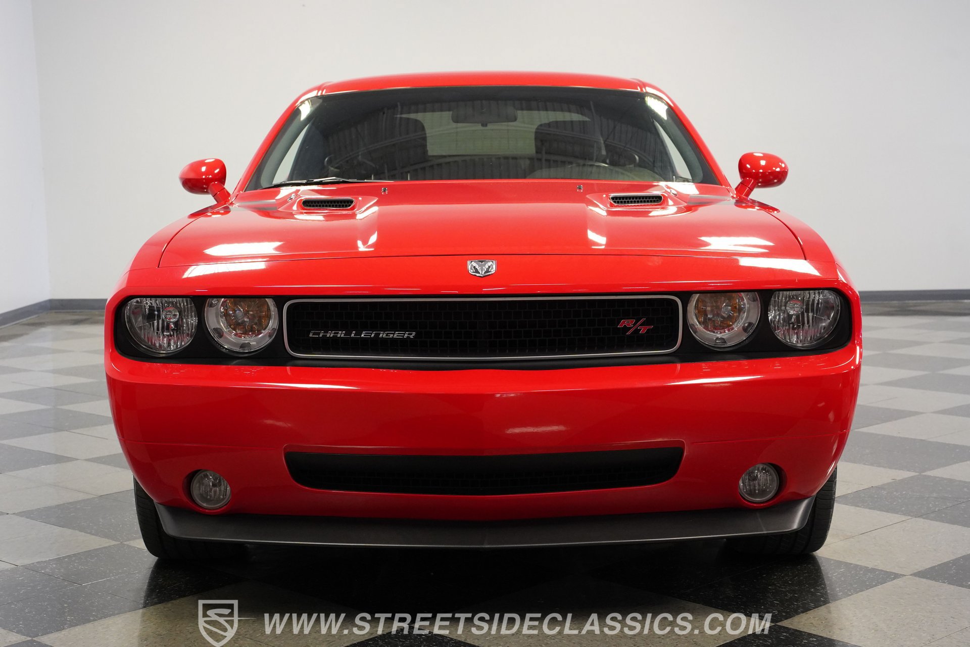Used 2009 Dodge Challenger R/T RWD image 18