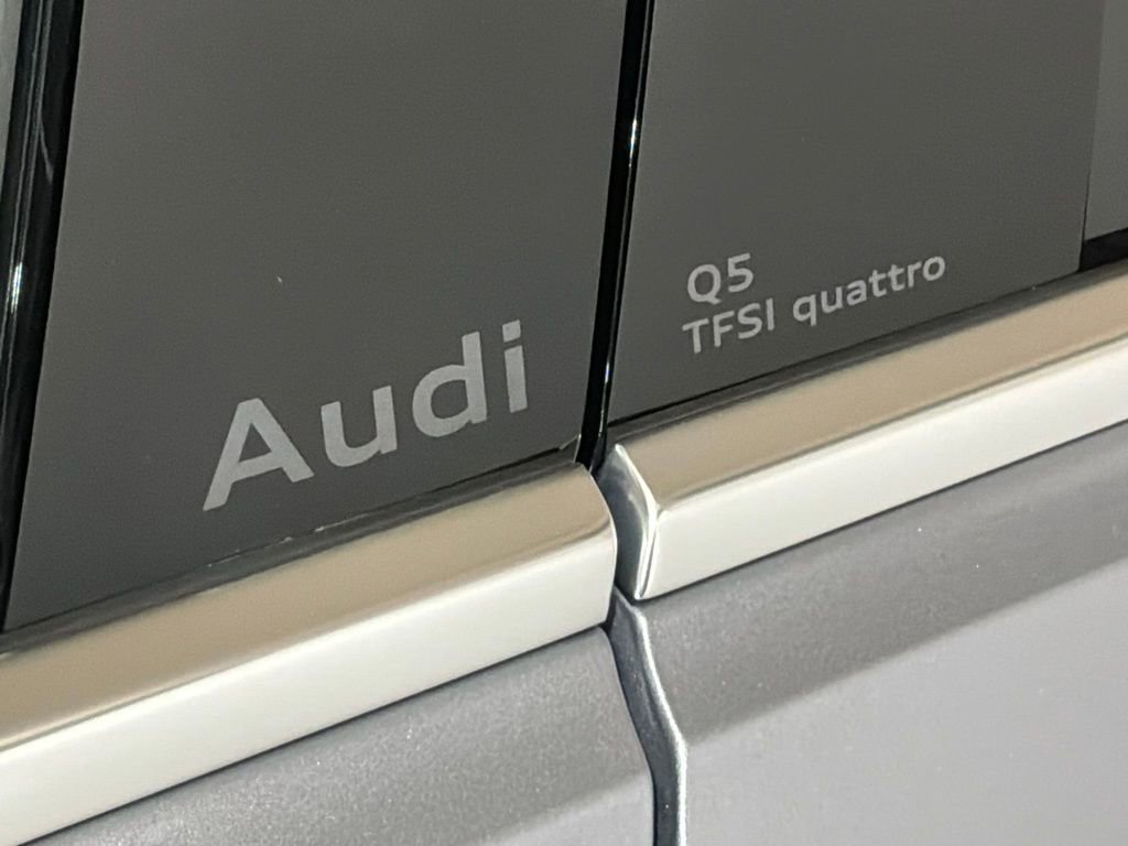 Certified 2025 Audi Q5 Premium w/ Convenience Package image 28