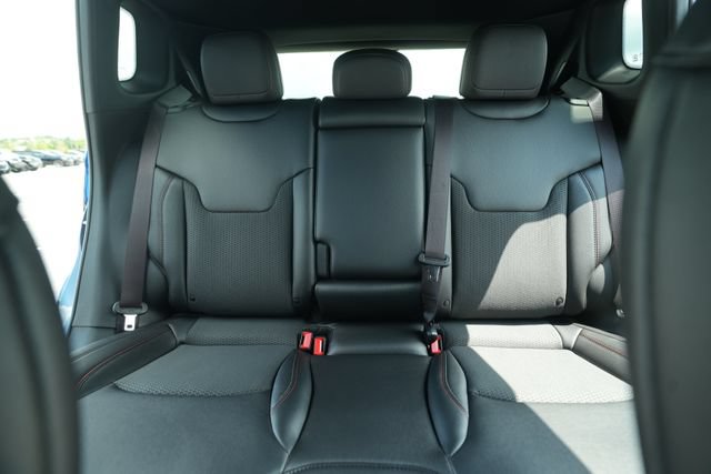 New 2026 Jeep Compass Trailhawk AWD/4WD image 36