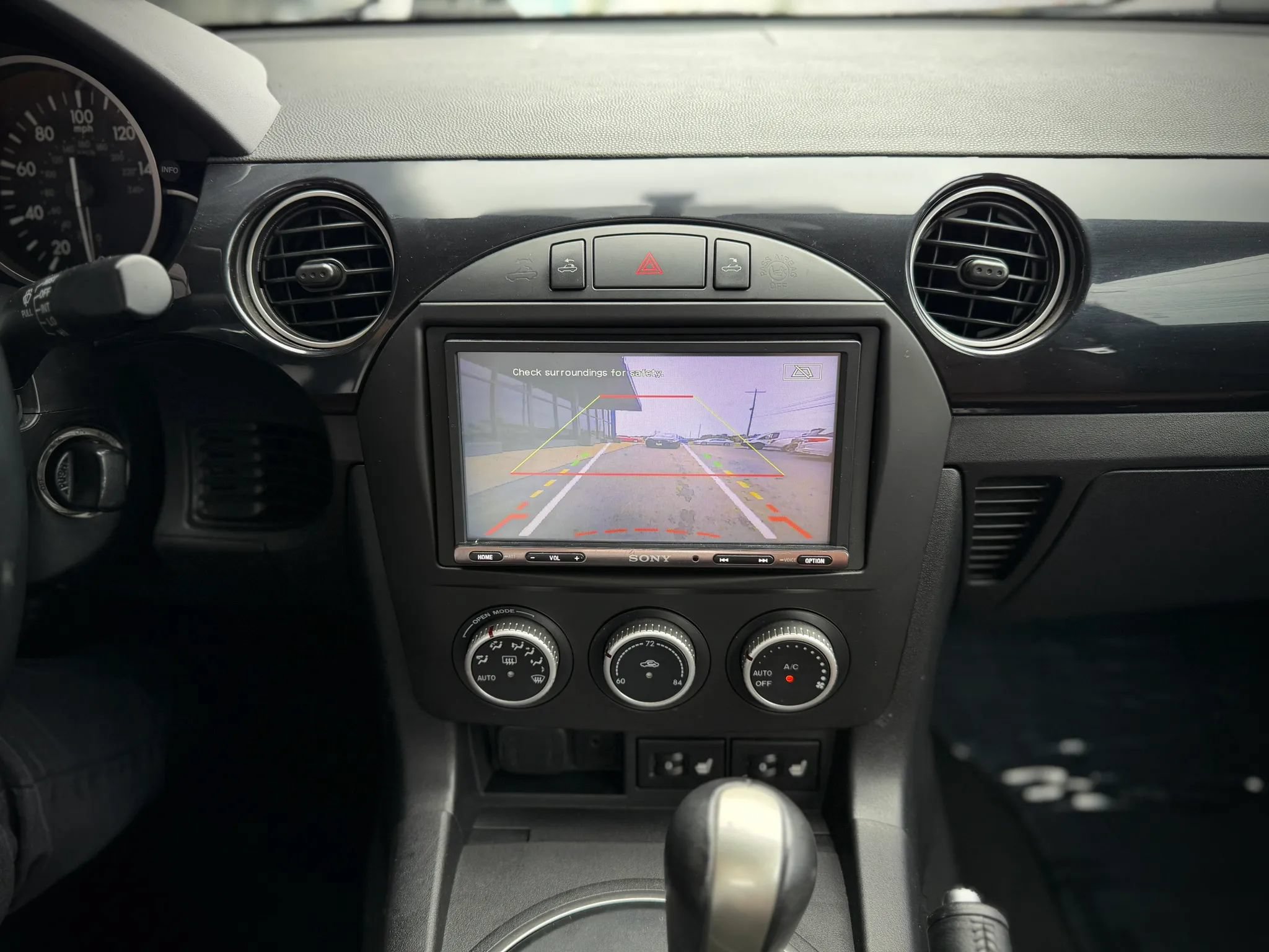 Used 2015 MAZDA MX-5 Miata Grand Touring w/ Premium Package RWD image 29