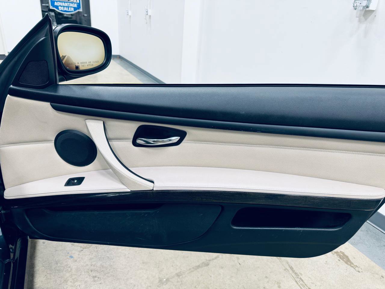 Used 2013 BMW 328i Convertible RWD image 36
