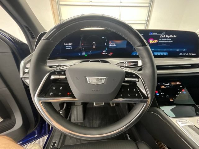 Used 2026 Cadillac Vistiq Sport w/ LPO, Floor Liner Package AWD/4WD image 9