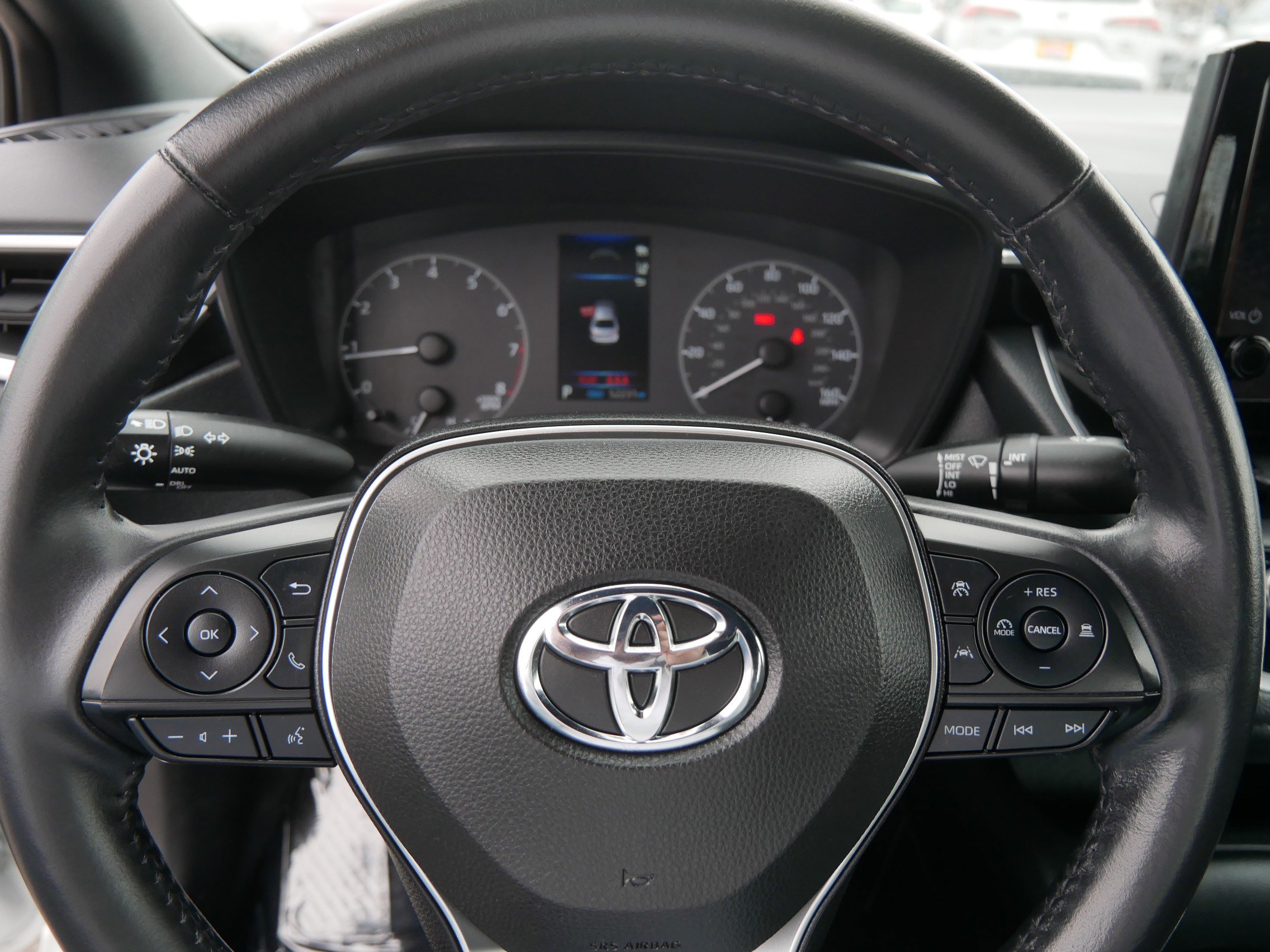 Used 2023 Toyota Corolla SE image 25