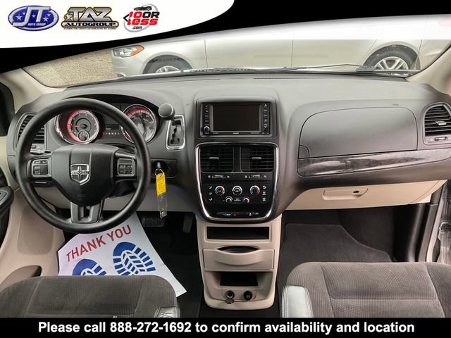 Used 2018 Dodge Grand Caravan SE w/ UConnect Hands-Free Group image 15