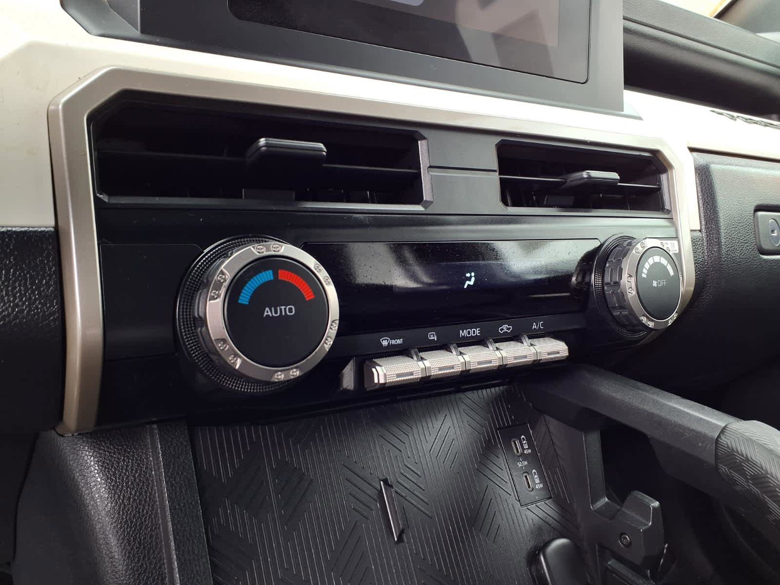 Certified 2024 Toyota Tacoma TRD Off-Road AWD/4WD image 15